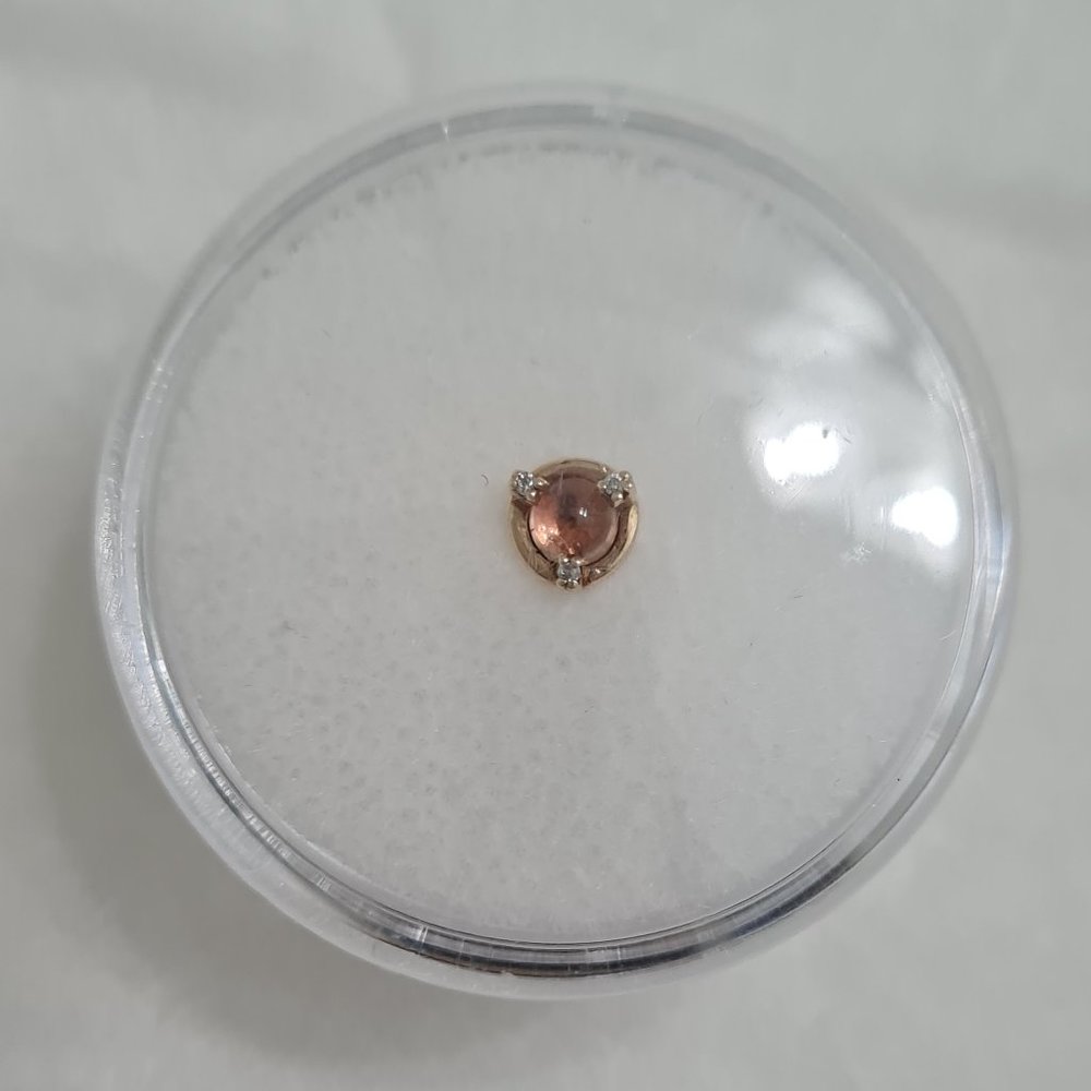 Pupil Hall Small & Wild Warm Reddish / Peach / Grapefruit Sapphire YG End